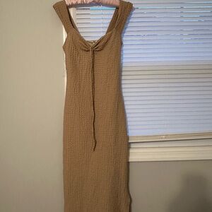 Elegant Tan Sleeveless Dress